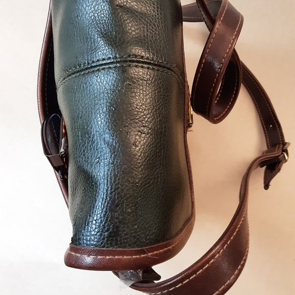 Liz Claiborne purse - Picture 6 of 9